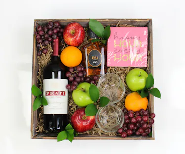 Indulge in the ultimate sangria experience with this self-serve sangria gift crate!